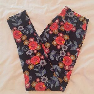 OS Lularoe leggings